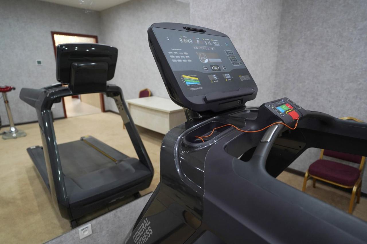 Aura Hotel Tashkent Bagian luar foto