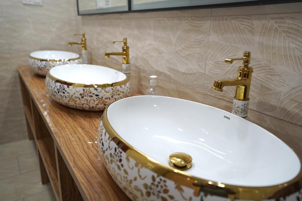 Aura Hotel Tashkent Bagian luar foto
